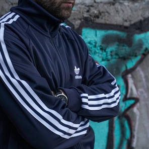 Adidas "classic" Строгач (Austrian tech-gy)