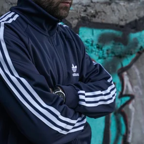 Adidas "classic" Строгач (Austrian tech-gy)